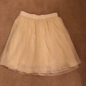 Abercrombie and Fitch créme skirt